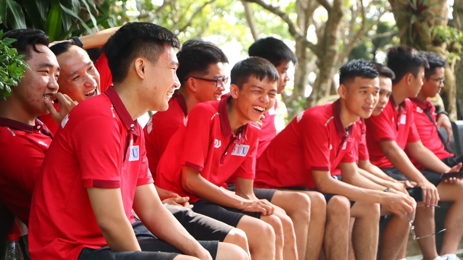 Tinh thần tập thể - đoàn kết chia sẻ cùng nhau